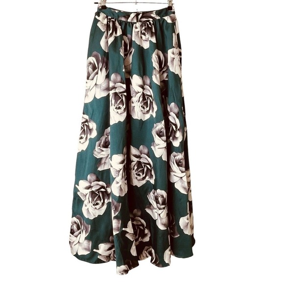Etraordinary Vintage Size 1 Maxi Full Skirt Y2K Pleats Green Floral Roses Modest - Picture 1 of 8